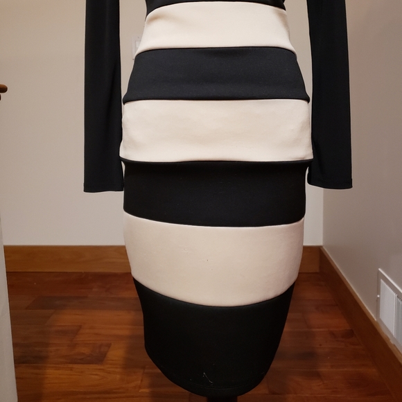 Vintage inspired backless dress, size S - Picture 3 of 5